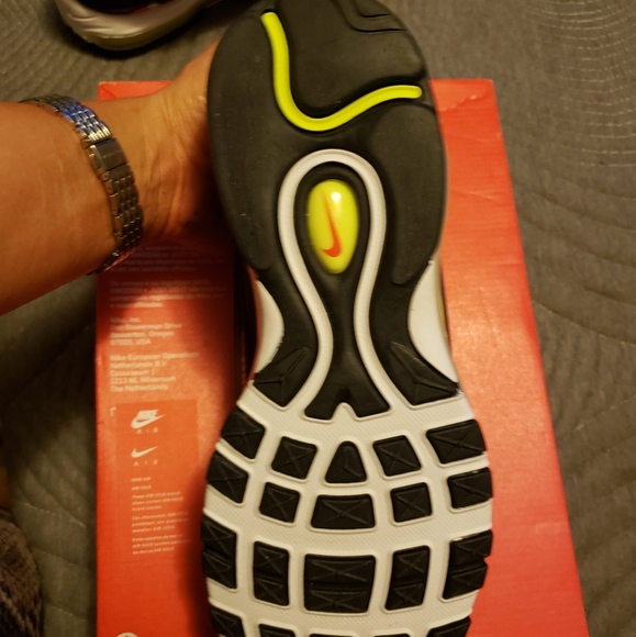 **BRAND NEW** NIKE AIR MAX 97 SZ10!!!! - Picture 2 of 3